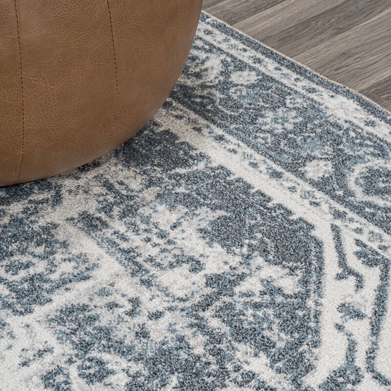 Keesha Bold Distressed Medallion Low-Pile Machine-Washable Blue/Cream. Area Rug