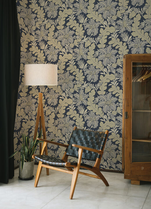 Butterfield Navy Floral Wallpaper