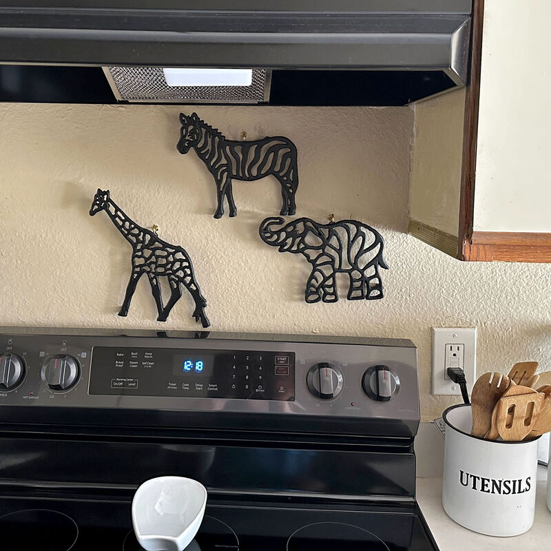 Set of 3 Black Cast Iron Safari Animal Kitchen Decor Trivets Wall Hanging Art image number 7