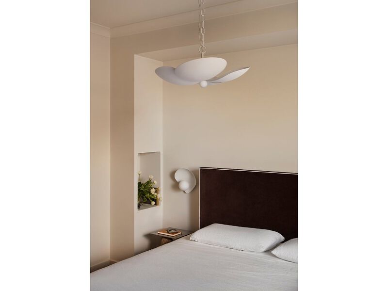 Leni Wall Sconce image number 1