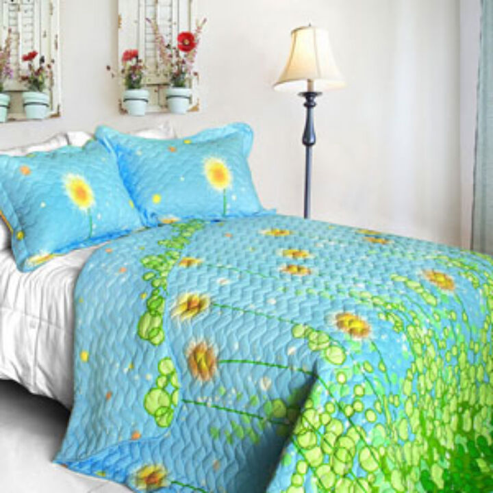 Dandelion Dancing Night Cotton Patchwork Quilt Set with Floral Quilted Design