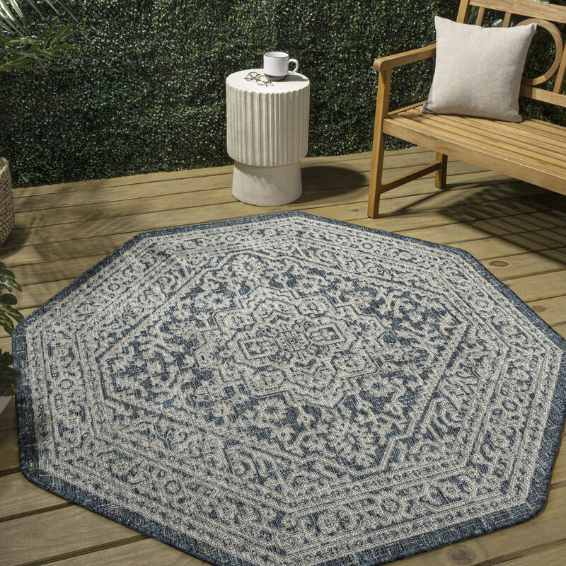 Sinjuri Medallion Textured Weave Octagon Indoor/Outdoor Area Rug