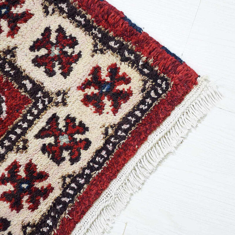 RUGSOTIC CARPETS HAND KNOTTED WOOL & SILK ECO-FRIENDLY ORIENTAL AREA RUGS  - Runner Shape, Classic Oriental Traditional , Low Pile Handmade Area Rugs (AF0116) image number 4