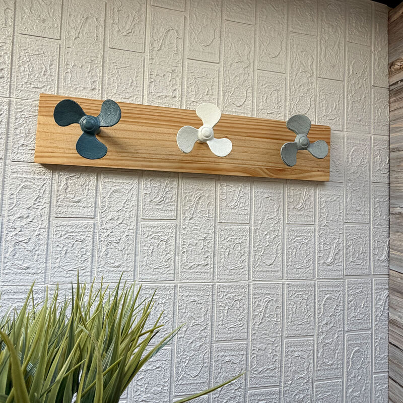 Zeckos 24 Inch Boat Propeller Wall Hooks Rack on Natural Wood Board, Nautical Multicolor Metal and Wood Wall Mounted Coat and Towel Hook Rail for Entryway, Bathroom, Coastal Spaces image number 7