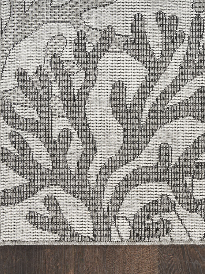 Garden Oasis GOA05 Gray 9' x 12' Rug