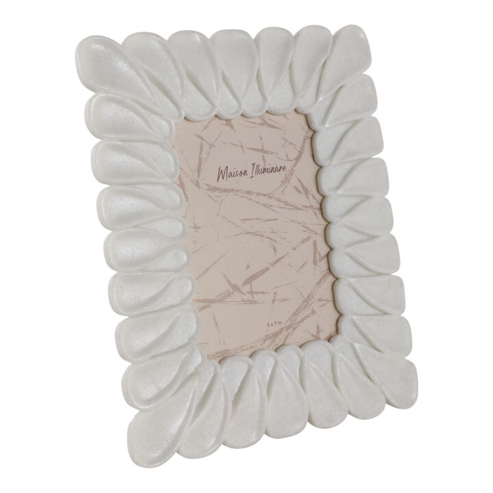 5x7" Loopy Quartz Resin Photo Frame, White
