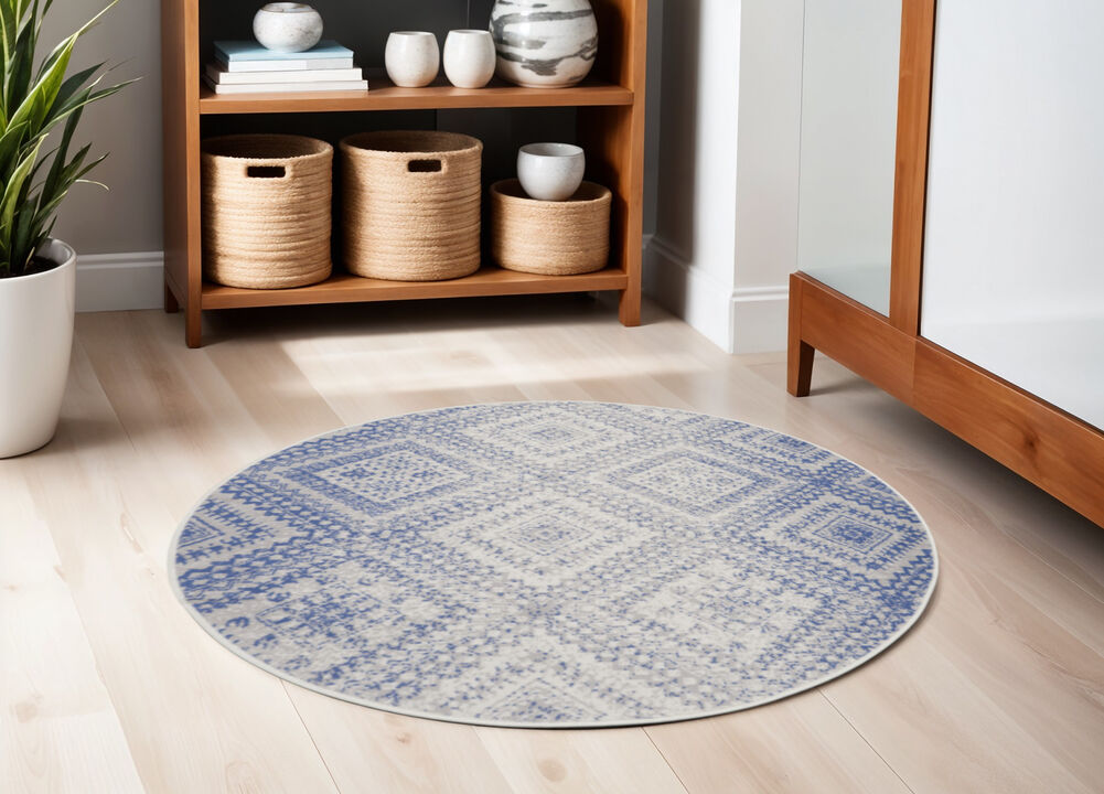 HomeRoots Geometric Distressed Round Rug