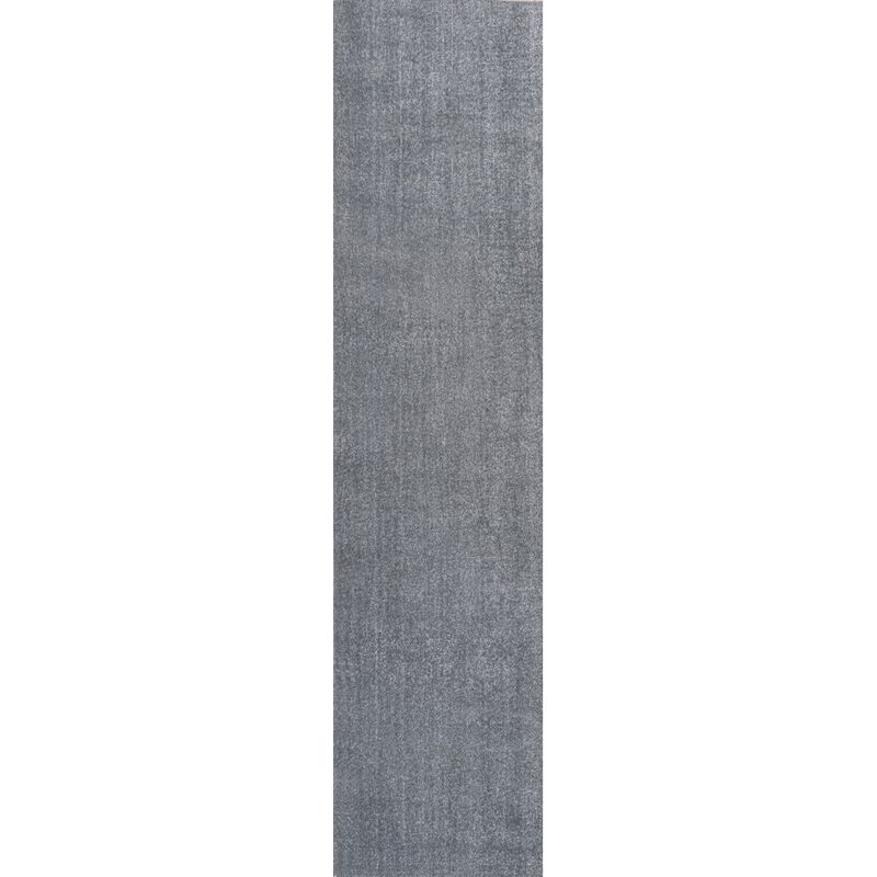 Twyla Classic Solid Low-Pile Machine-Washable Area Rug