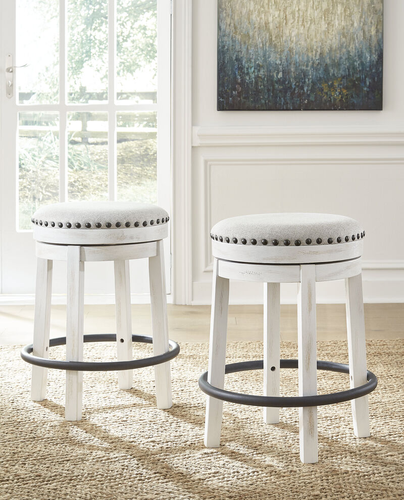 Valebeck Counter Height Stool image number 1