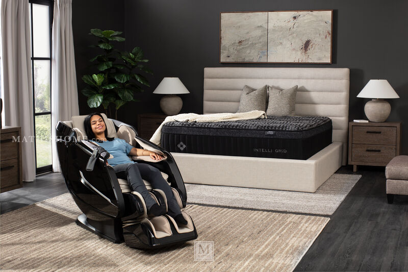 Wellness Massage Recliner image number 3