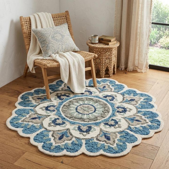 HomeRoots Round Wool Floral Hand Tufted Area Rug