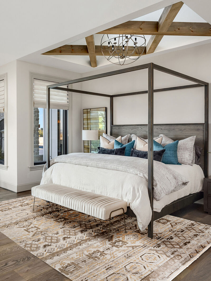 Izmir IZ3 Collection