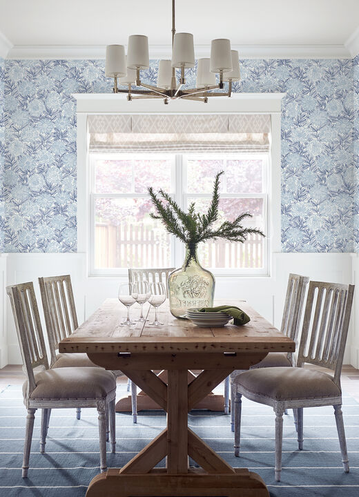 Faustin Navy Floral Wallpaper
