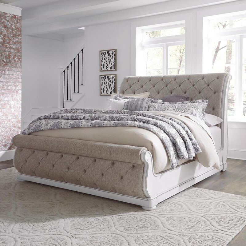 Liberty Furniture Magnolia Manor King Upholstered Sleigh Bed in Antique White image number 5