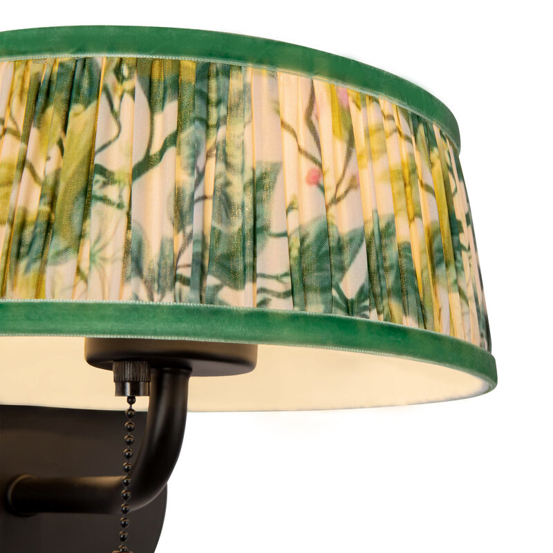 Scout 7-in Damp-Rated Wall/Vanity Light with Patterned Pleated Linen Shade image number 5