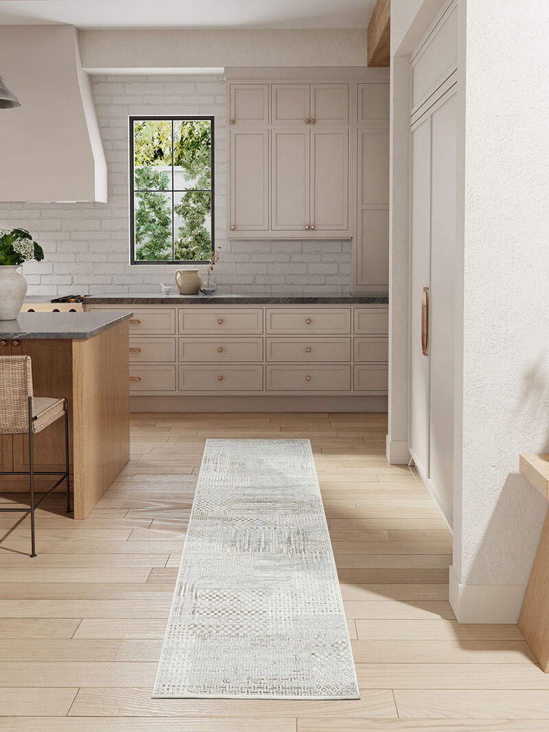 Glitz GLZ09 Silver/Gray 2'3" x 7'6" Rug