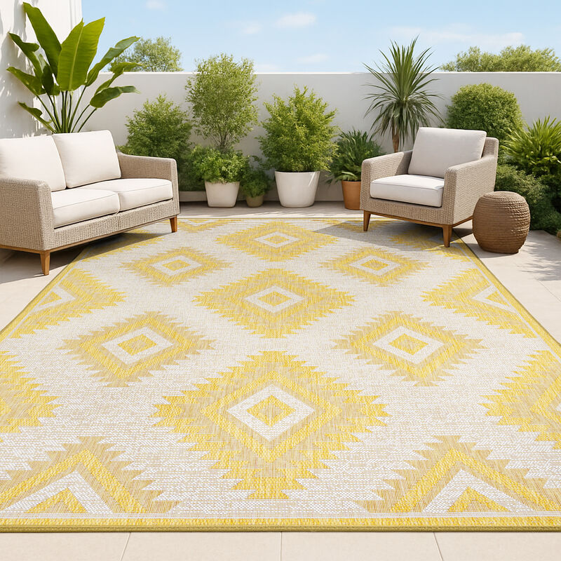 Lior Geometric Moroccan Diamond Indoor/Outdoor Area Rug