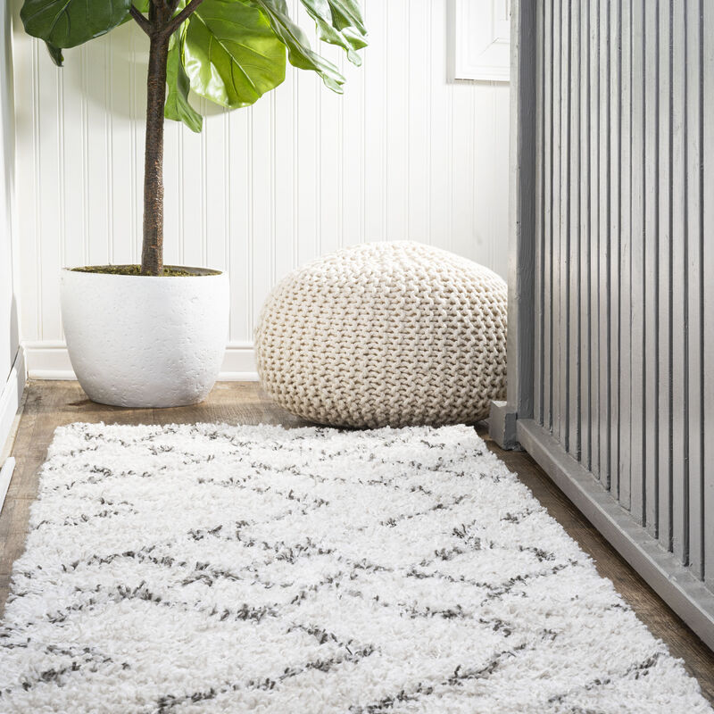 Inca Moroccan Diamond Shag Area Rug