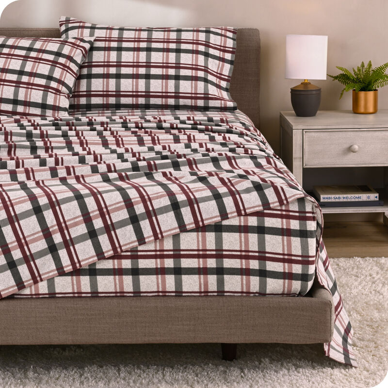 Soft & Cozy 100% Cotton Flannel Printed Pattern Sheet Set image number 3