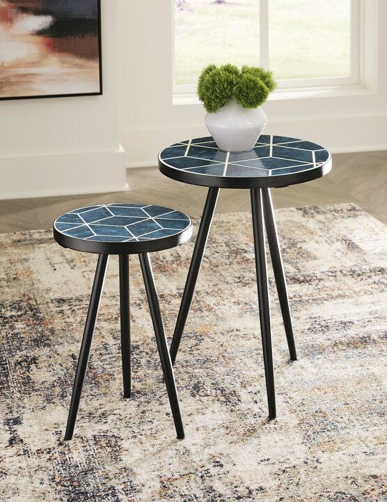 Clairbelle Accent Table (Set of 2)