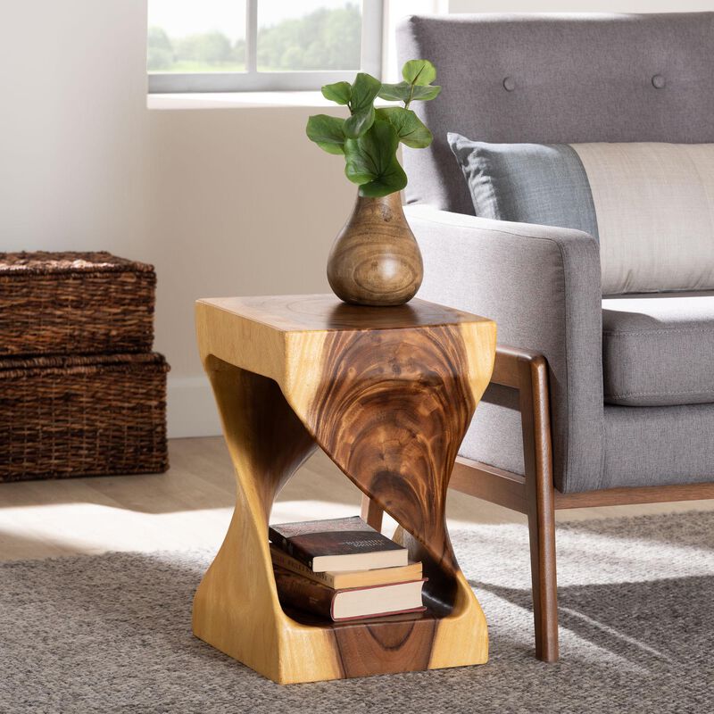 bali & pari Rapha Hand-carved Suar Wood Side Table with Shelf &ndash; Sculptural Accent Table with Twist Design, Modern Boho Style for Living Room or Bedroom