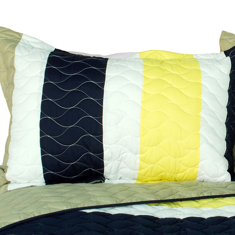 Patchwork Quilt Set 3-Piece with Vermicelli Stitching for Bedroom Bedding-Yellow image number 2