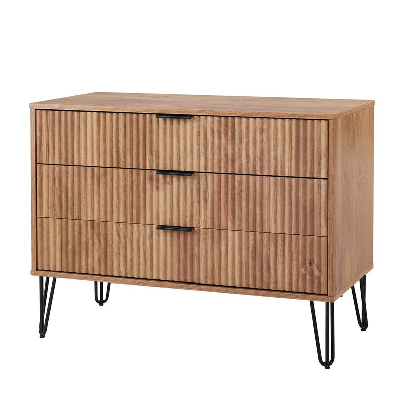 Dumbo Dresser and 2-Drawer Nightstand Set in Brown image number 2