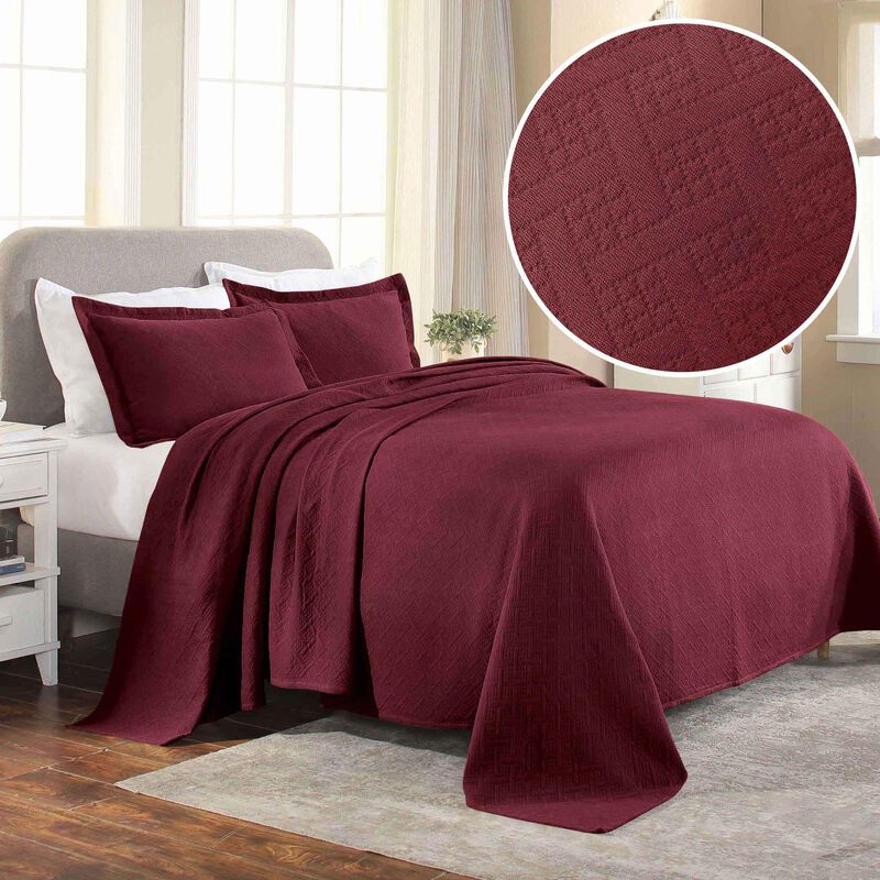 Lightweight Cotton Matelasse Bedspread Set with Matching Shams image number 2