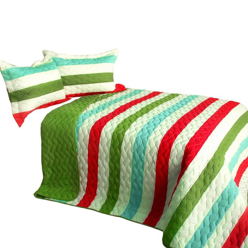 Queen Size 3-Piece Patchwork Quilt Set with Matching Pillow Shams image number 1