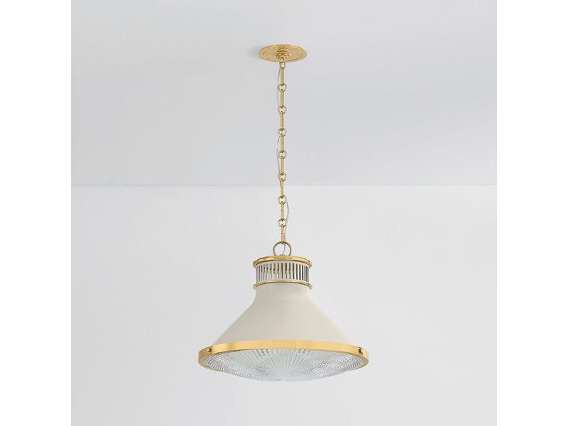 Highclere Pendant image number 3