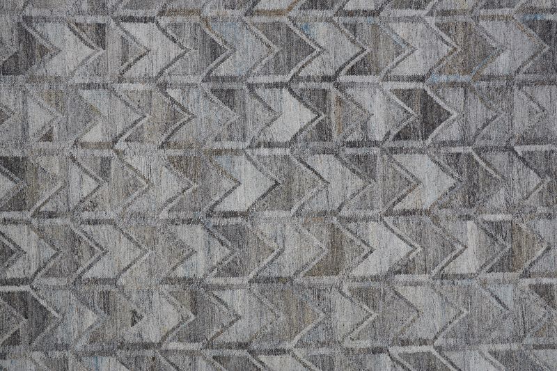 Beckett 0813F Gray/Silver/Taupe 2' x 3' Rug