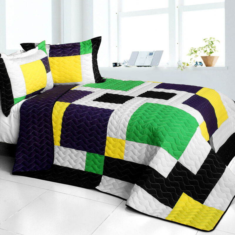 Football Field Queen Size 3PC Quilted Patchwork Bed Cover Bedding Set image number 0