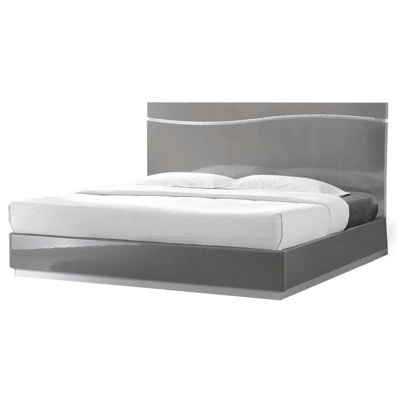 Best Master Furniture Best Master Leon Poplar Wood Eastern King Platform Bed in Gray With Silver Base