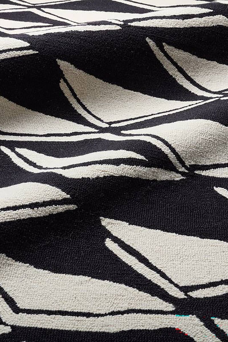 Vera Movran Turtledove 8'6" x 11'6" Rug by Nikki Chu x Jaipur Living image number 5