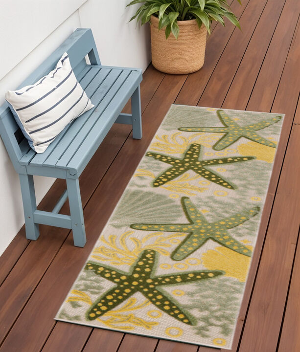 HomeRoots 6' Green And Yellow Starfish Indoor Outdoor Runner Rug