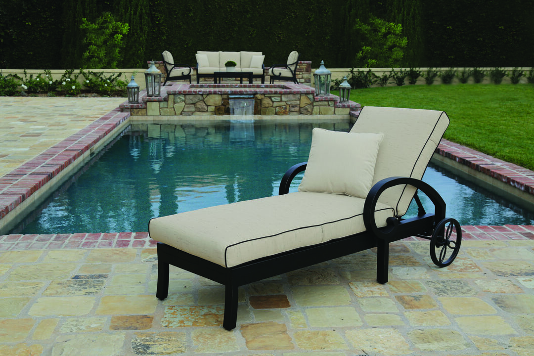 Monterey Single Chaise