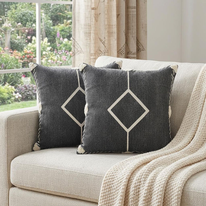 HomeRoots Set of Two 20" Black And Off White Diamond Cotton Throw Pillows image number 1