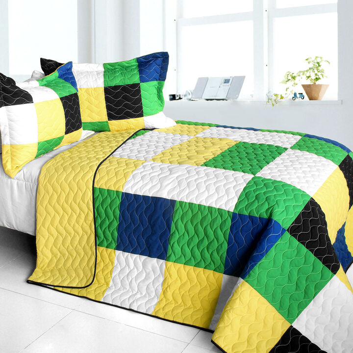 Queen Size 3-Piece Vermicelli Quilted Patchwork Quilt Set with Shams