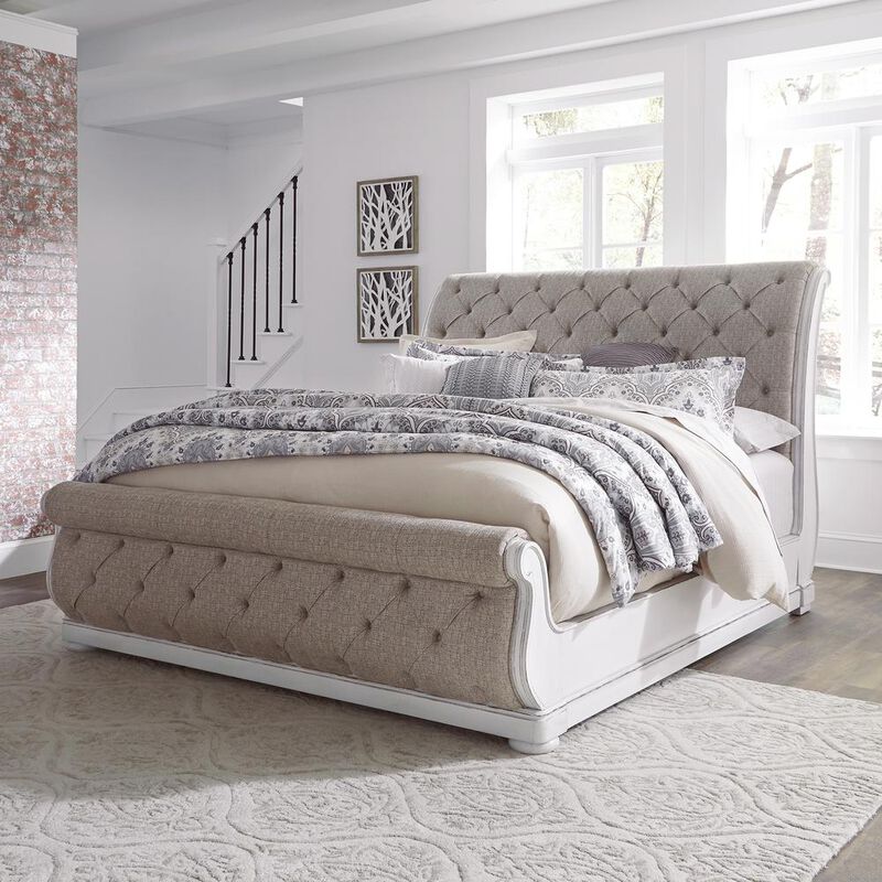 Liberty Furniture Magnolia Manor Queen Upholstered Sleigh Bed in Antique White image number 3