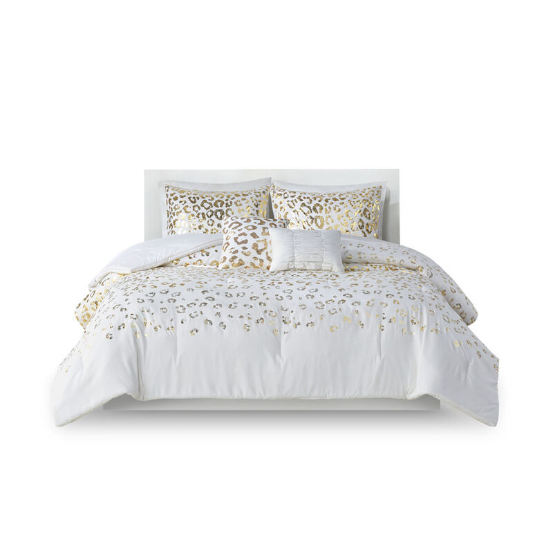 Gracie Mills Amos Metallic Animal Print Comforter Set
