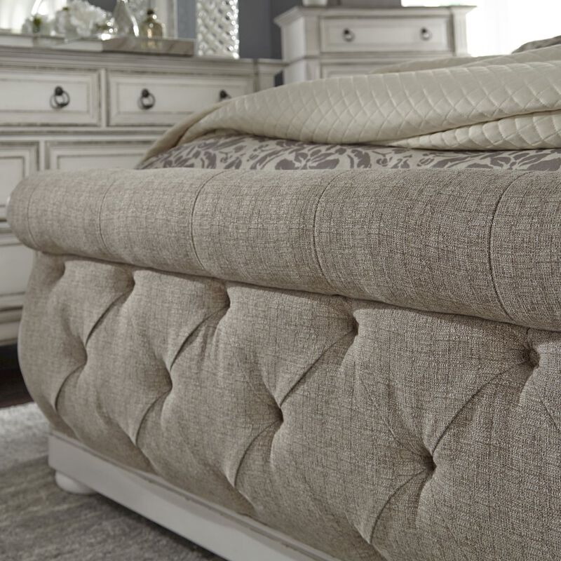 Liberty Furniture King California Sleigh Bed in Rubberwood Solids w/ White Oak & Birch Veneers image number 2