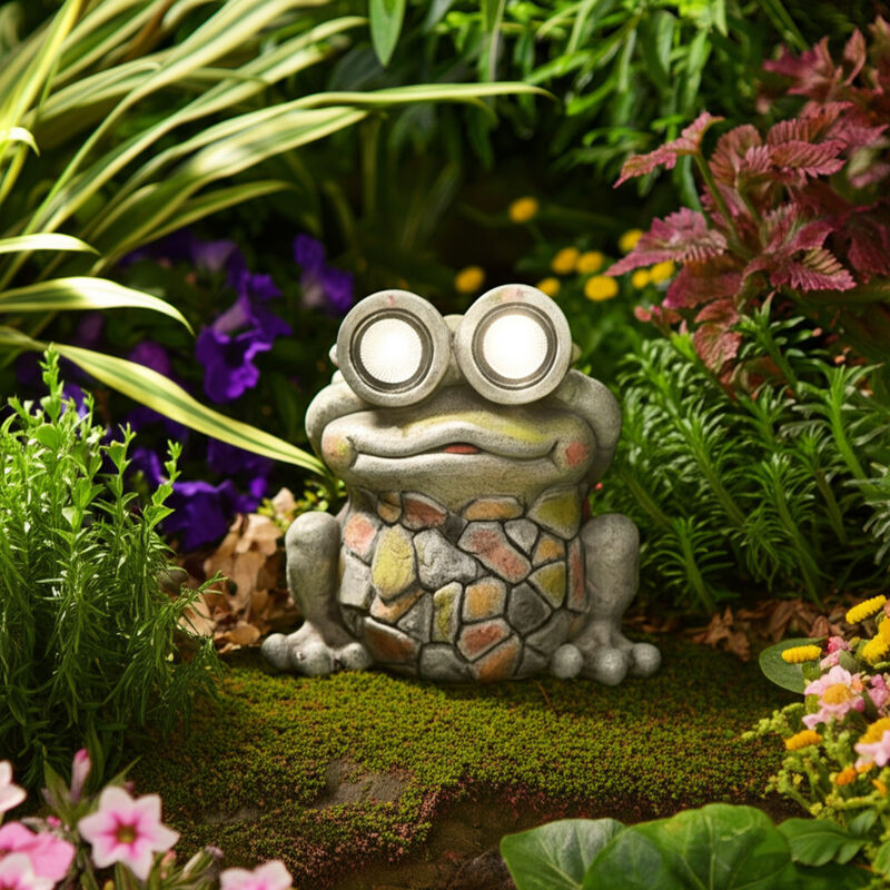 Frog w/Solar Goggles Statue