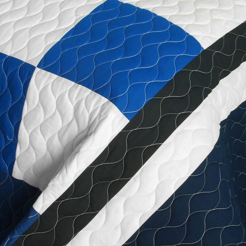 Queen Size 3 Piece Plaid Patchwork Quilt Set with Vermicelli Quilting-White image number 4
