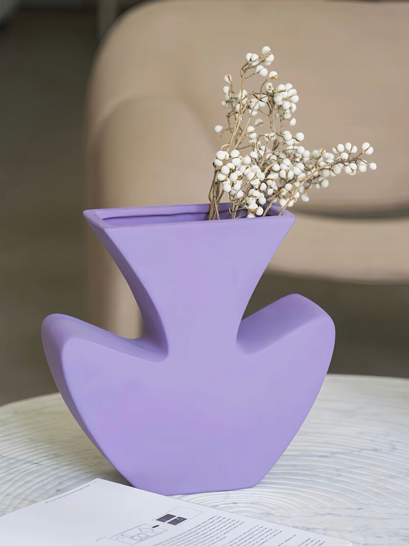 Handmade Ceramic Sketch Vase image number 6