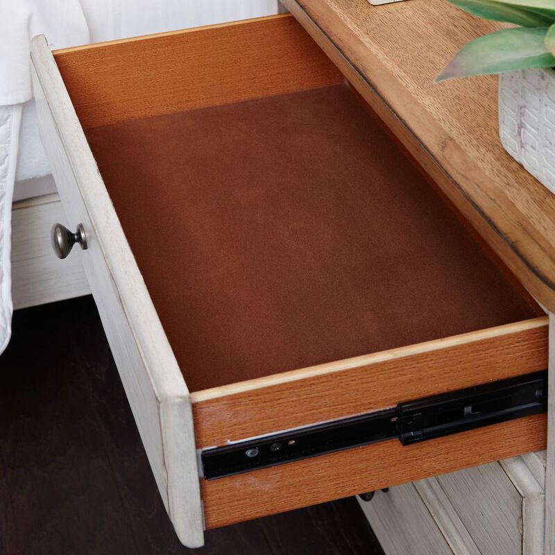 Liberty Furniture 3 Drawer Night Stand w/ Charging Station image number 4