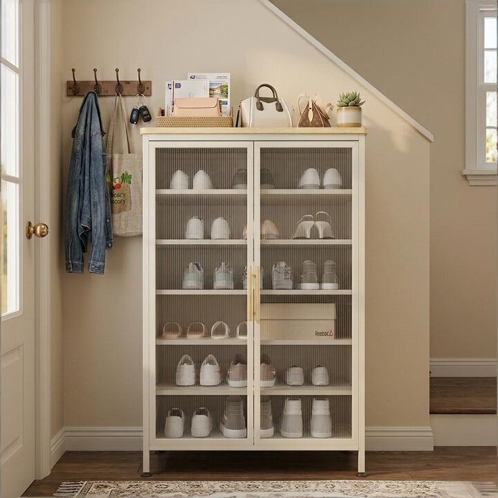 Sturdy Metal Shoe Rack, Adjustable Shelves, Heavy-Duty Storage Organizer Black.