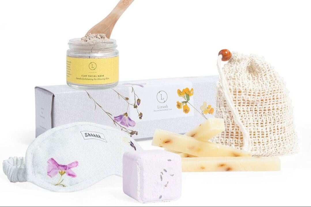 Pamper gift | pamper box | Gift for Co-worker |Nursecareer | Mom | Sister | BFF | Affection | appreciation