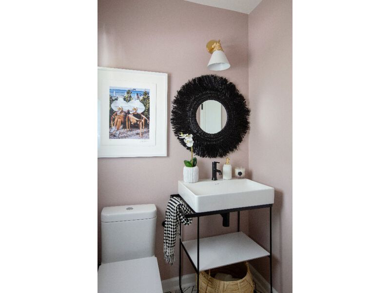 Mica Wall Sconce image number 4