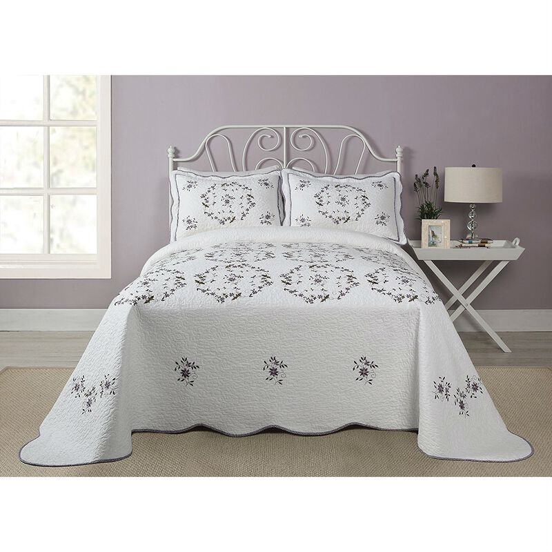 QuikFurn Queen size Cotton Bedspread with Scalloped Edges and Floral Print Embroidery in White