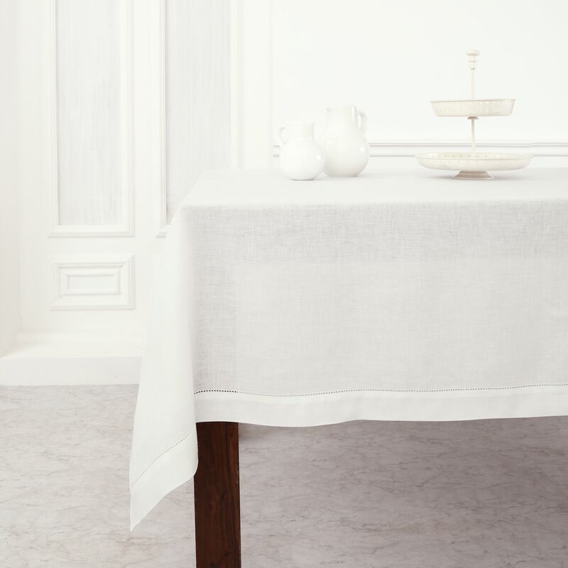Solino Home Classic Hemstitch 100% Linen Tablecloth &ndash; Handcrafted, Machine Washable, Perfect for Holiday and Everyday Dining